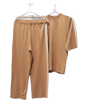 تی شرت و شلوارک زنانه