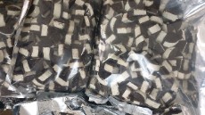 میوه خشک فریزدرایر و بستنی خشک فریزدرایر