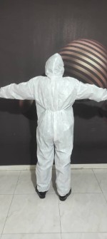 ماسک و البسه یکبارمصرف